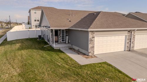 9033 Tumbleweed Drive, Lincoln, NE, 68507 | Card Image