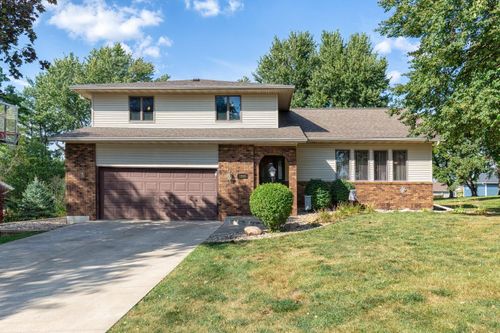 1205 Wemple St, Parkersburg, IA, 50665-2043 | Card Image