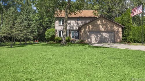 1980 Oakville Waltz Rd, New Boston, MI, 48164-9149 | Card Image