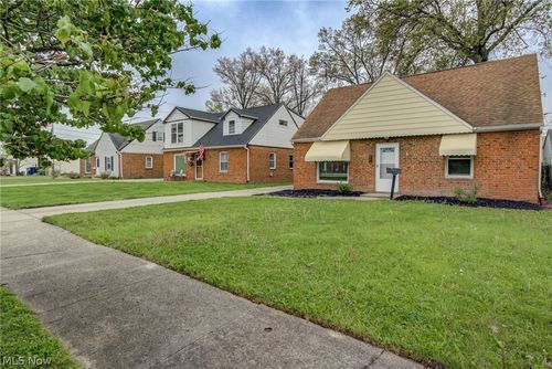 4706 158th St, Cleveland, OH, 44135-2608 | Card Image