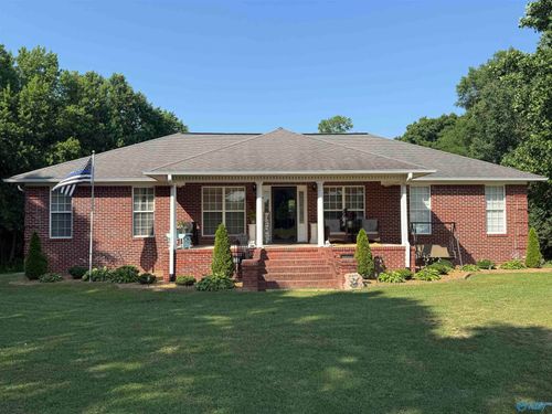 411 Garden Gate Cir, Crossville, AL, 35962-3465 | Card Image
