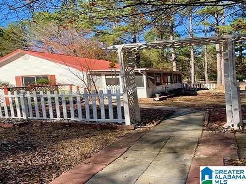 205 Dickey Dr, Pell City, AL, 35128-7440 | Card Image