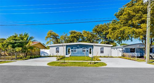 409 Nw 4th Ave, Hallandale Beach, FL, 33009-3334 | Card Image