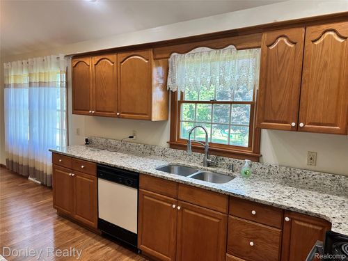 699 E Turner St, Mayville, MI, 48744-9196 | Card Image