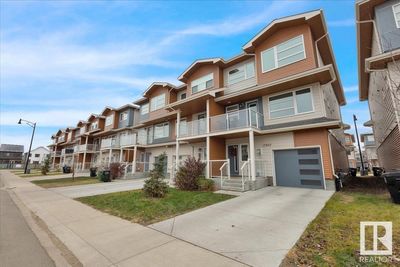 17257 9 Ave Sw, Townhouse with 3 bedrooms, 3 bathrooms and null parking in Edmonton AB | Image 3