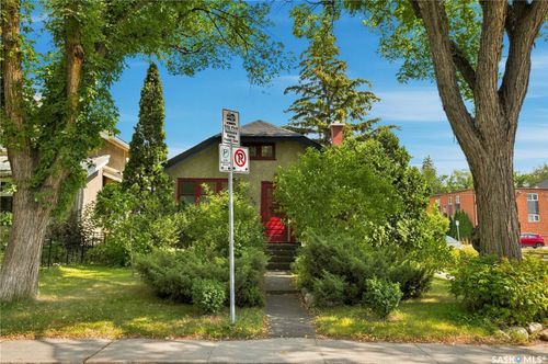 902 4th Avenue N, Saskatoon, SK, S7K2N6 | Card Image