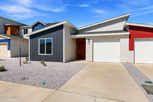 5567 Primorosa Pl, Las Cruces, NM, 88012-8123 | Card Image