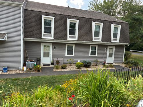 apt-e-99 Brittany Farms Rd, New Britain, CT, 06053-1262 | Card Image
