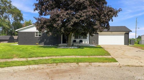 600 Kissel Ct, Walton, IN, 46994-4165 | Card Image