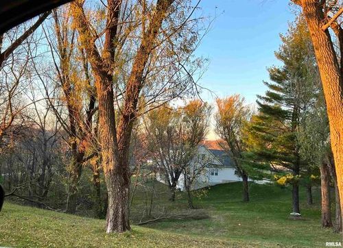 130 Glenview Dr, Sherrard, IL, 61281-9300 | Card Image