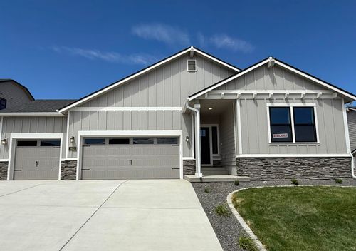 18121 E Barclay Ct, Greenacres, WA, 99016 | Card Image