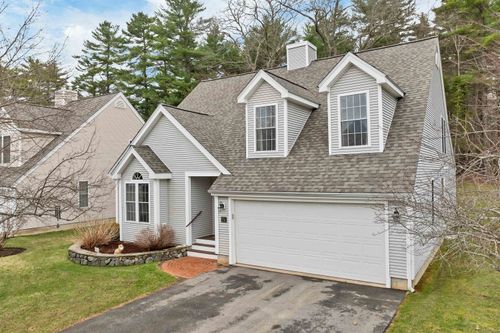 131 Hampton Meadows, Hampton, NH, 03842 | Card Image