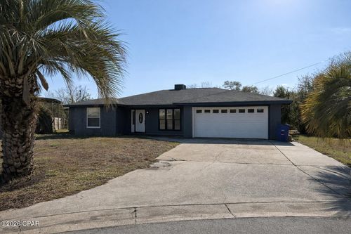 945 Agnes Scott Cir, Panama City, FL, 32405-3800 | Card Image