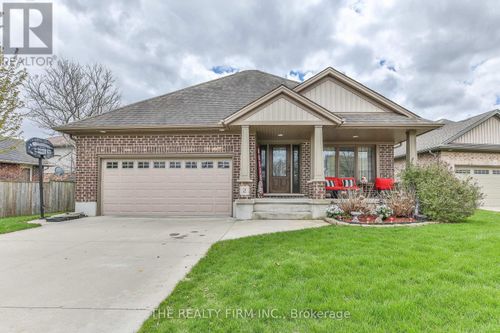 2 Ambleside Dr, St Thomas, ON, N5P0A9 | Card Image