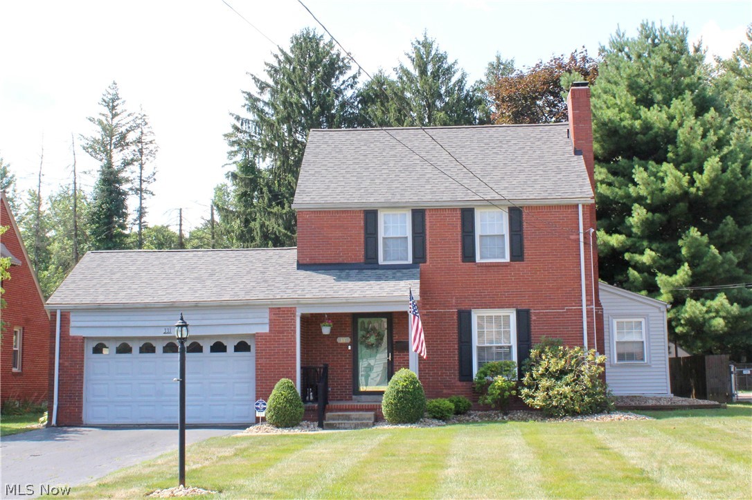 Ewing Rd, Youngstown, OH 44512