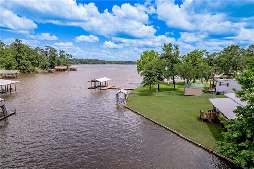 460 Ridge Trl, Trinity, TX, 75862-6946 | Card Image