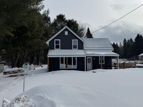 42 King William St, Kearney, ON, P0A1M0 | Card Image