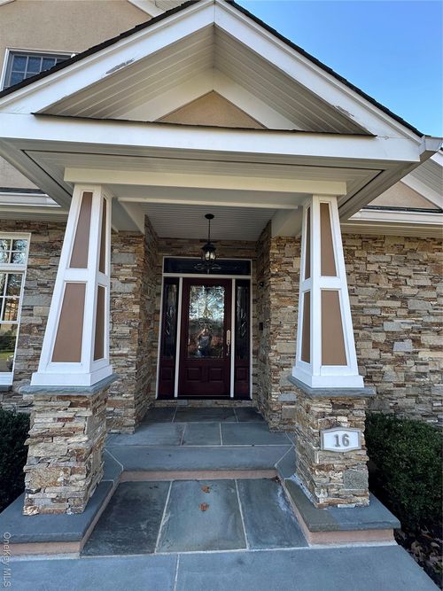 16 Oriole Pl, Farmingville, NY, 11738-2513 | Card Image