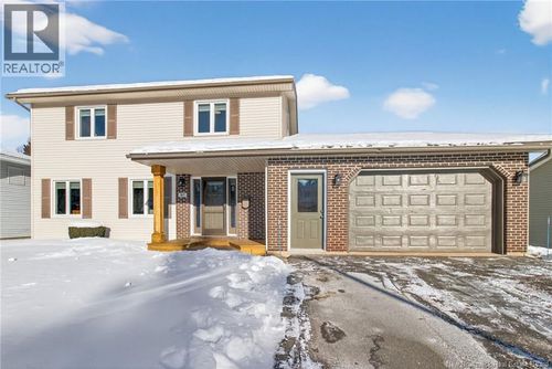 37 Teakwood Way, Moncton, NB, E1G1T3 | Card Image