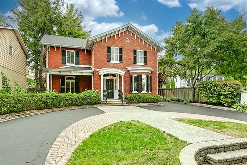 349 Trafalgar Rd, Oakville, ON, L6J3H3 | Card Image