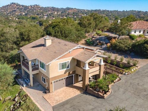 27636 Mountain Meadow Rd, Escondido, CA, 92026-7303 | Card Image