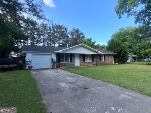 106 Galahad Dr, Warner Robins, GA, 31093-1102 | Card Image