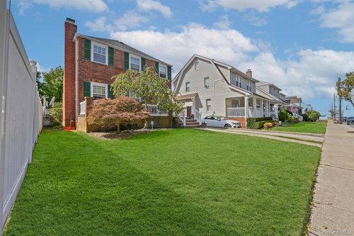 509 Beach 135th St, Rockaway Park, NY, 11694-1309 | Card Image