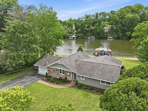 659 Westwood Ln, Estill Springs, TN, 37330-3432 | Card Image