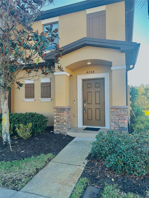 4208 Fennwood Ct, WESLEY CHAPEL, FL, 33543-5465 | Card Image