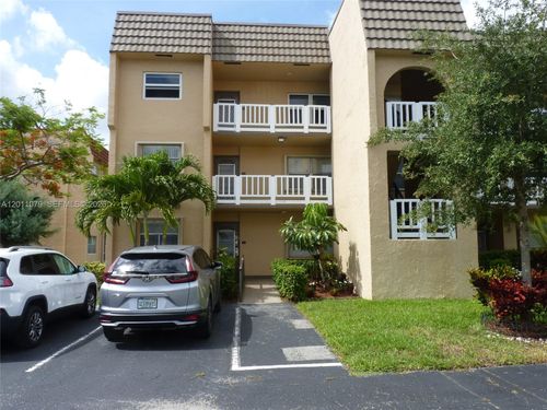 201-9241 Sunrise Lakes Blvd, Sunrise, FL, 33322-1341 | Card Image