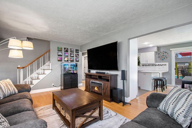 Living Room | Image 4