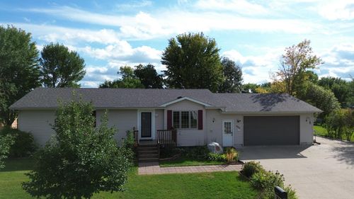 604 10th Ave Se, Barnesville, MN, 56514-4008 | Card Image