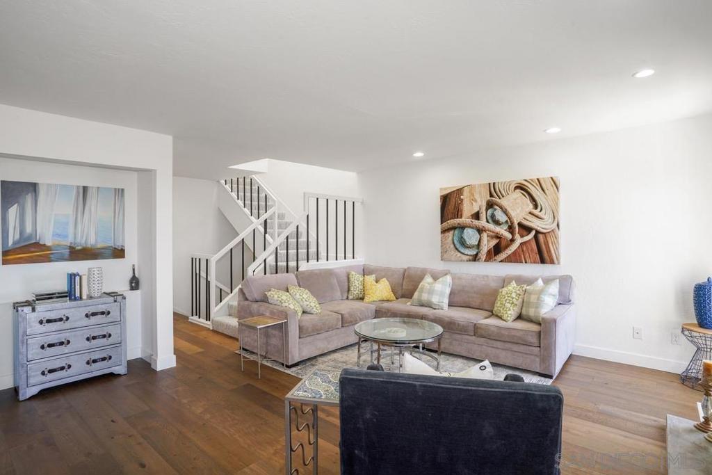 Residential Lease in Del Mar 3