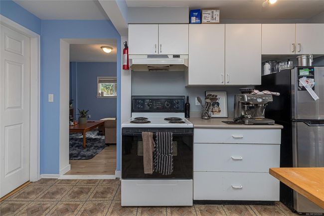 4070 Carey Rd, House other with 5 bedrooms, 3 bathrooms and 3 parking in Saanich BC | Image 28