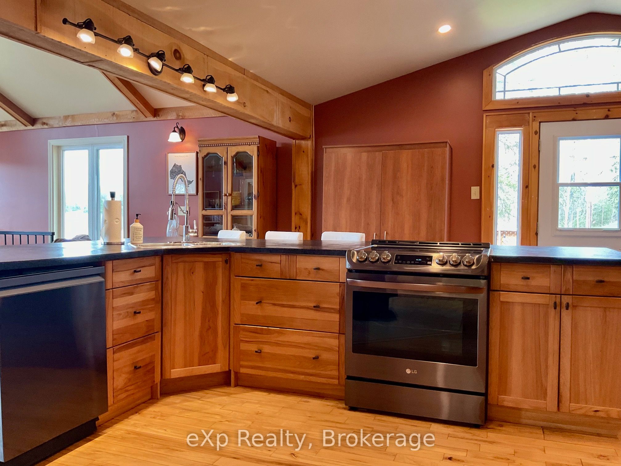 Residential in Parry Sound Remote Area 2