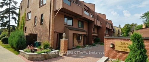 8-251 Bruyere St, Ottawa, ON, K1N5E5 | Card Image