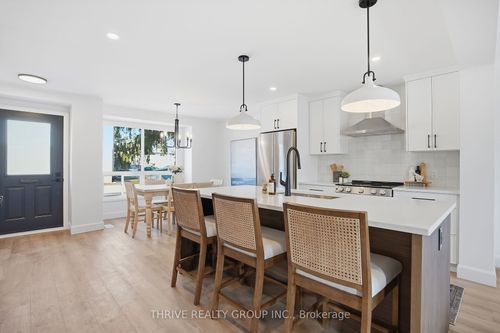 22-355 Sandringham Cres, London, ON, N6C5K3 | Card Image