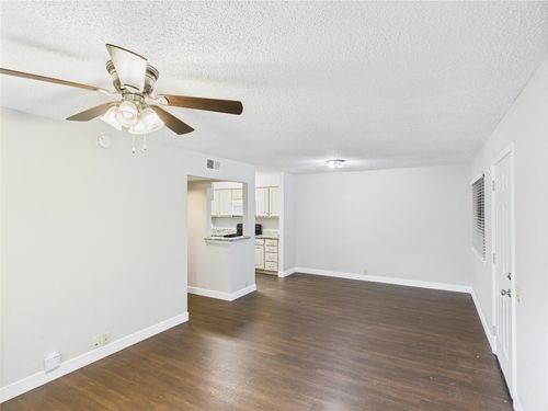 4421 Westminster Dr, Irving, TX, 75038-5647 | Card Image