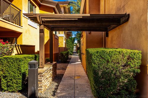 unit-1043-6940 E Cochise Rd, Paradise Valley, AZ, 85253-1417 | Card Image