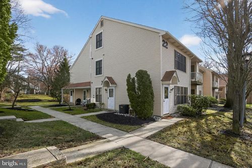 269 Everly Ct, MOUNT LAUREL, NJ, 08054-3712 | Card Image