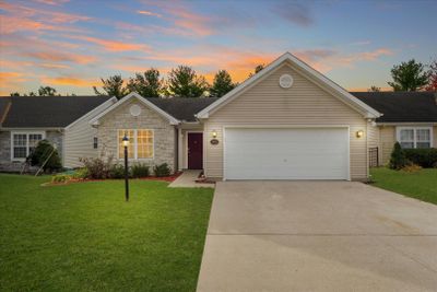 613 Doisy Lane, House other with 2 bedrooms, 2 bathrooms and 2 parking in Champaign IL | Image 1