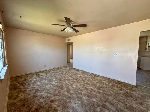 604 S 4th St, Jal, NM, 88252-5040 | Card Image