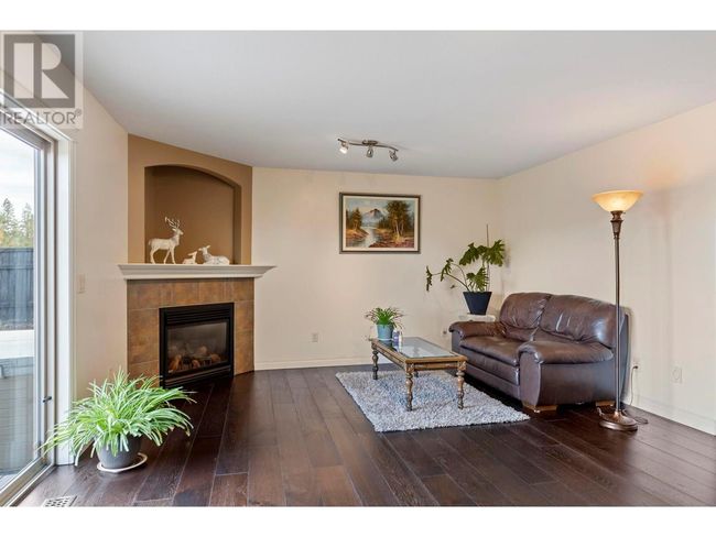 524 Curlew Dr, House other with 6 bedrooms, 4 bathrooms and 2 parking in Kelowna BC | Image 7