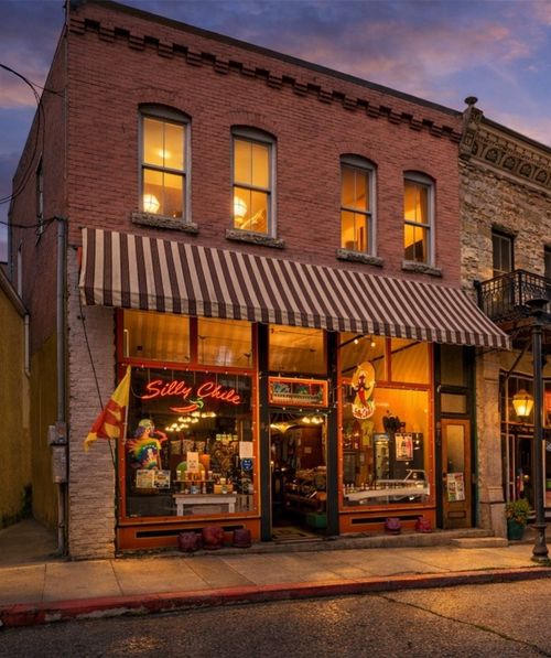 87 Spring St, Eureka Springs, AR, 72632-3104 | Card Image