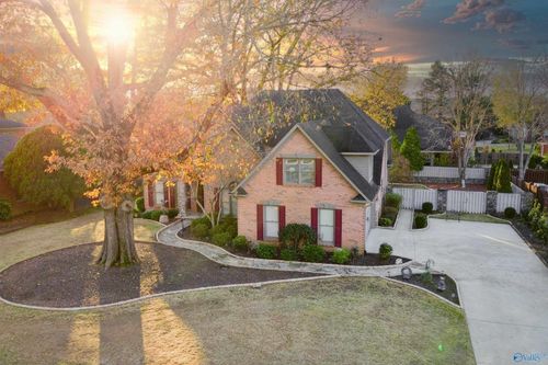 4308 Emerald Ln Se, Decatur, AL, 35603-5234 | Card Image