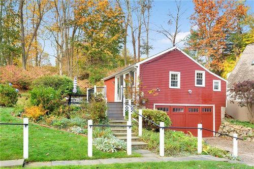 1C Ridgewood Ln, Westport, CT, 06880-3107 | Card Image