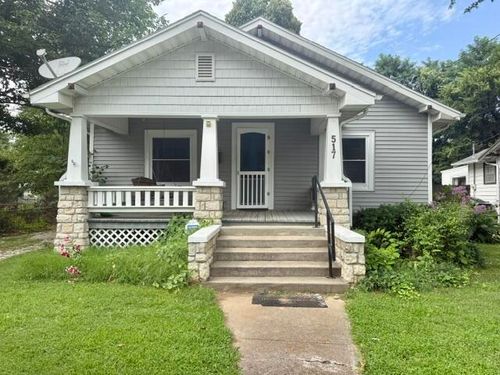 517 E Catalpa St, Springfield, MO, 65807-1613 | Card Image