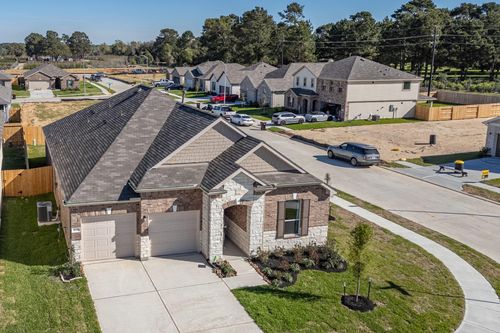 18206 Spruce Cottage Dr, Tomball, TX, 77377-4556 | Card Image
