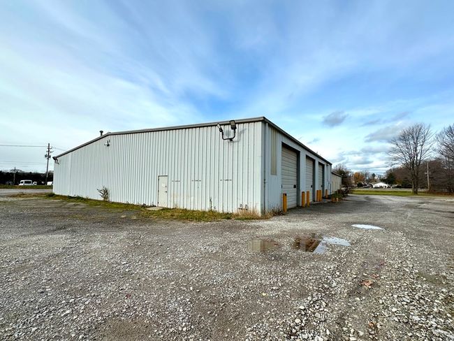 7171 W Ridge Rd, Home with 0 bedrooms, 2 bathrooms and 100 parking in Fairview PA | Image 34
