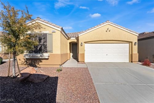 7266 Forest Village Ave, Las Vegas, NV, 89113-4636 | Card Image